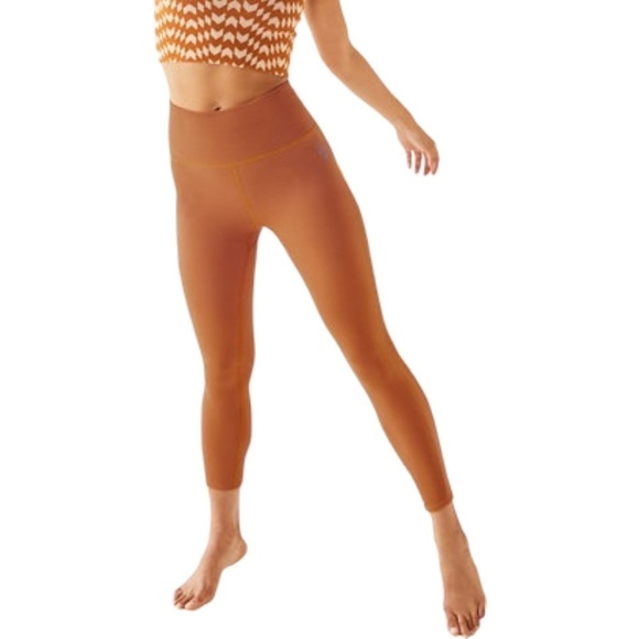 Free People Pants - 𝅺Free People Free Throw Leggings in Toasted Coconut Free People Movement